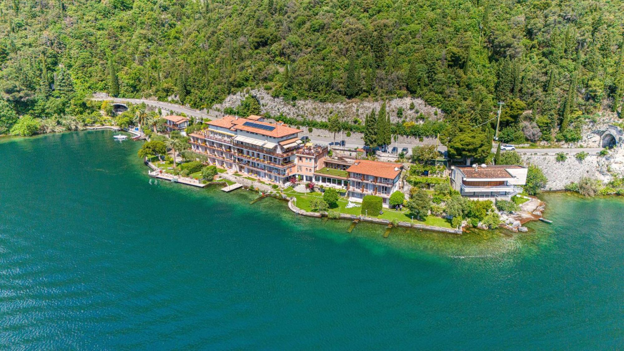 Hotel Forbisicle تينيالي المظهر الخارجي الصورة